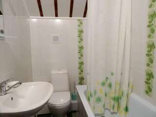 Гостиница Sanita Guest House Анапа Двухместный номер с 2 отдельными кроватями и видом на город-9